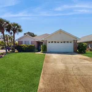https://tropical-breeze.hotels-destin.com